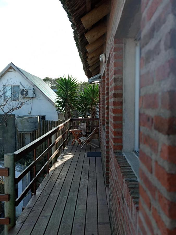 Hostal La Virazon Punta Del Diablo Exterior photo